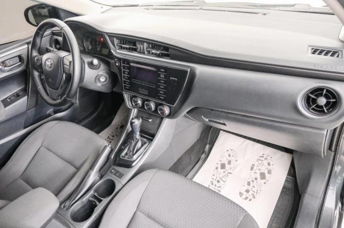 Toyota Corolla XI (E160 E170 E180) Рестайлинг 1 с пробегом 2018 года, цена 1 749 000 рублей, 126000 км, седан, Автокод Объявления