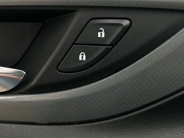 Opel Insignia II с пробегом 2020 года, цена 1 550 000 рублей, 200400 км, универсал, Автокод Объявления