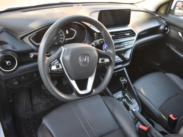 Changan Alsvin с пробегом 2023 года, цена 975 000 рублей, 82194 км, седан, Автокод Объявления