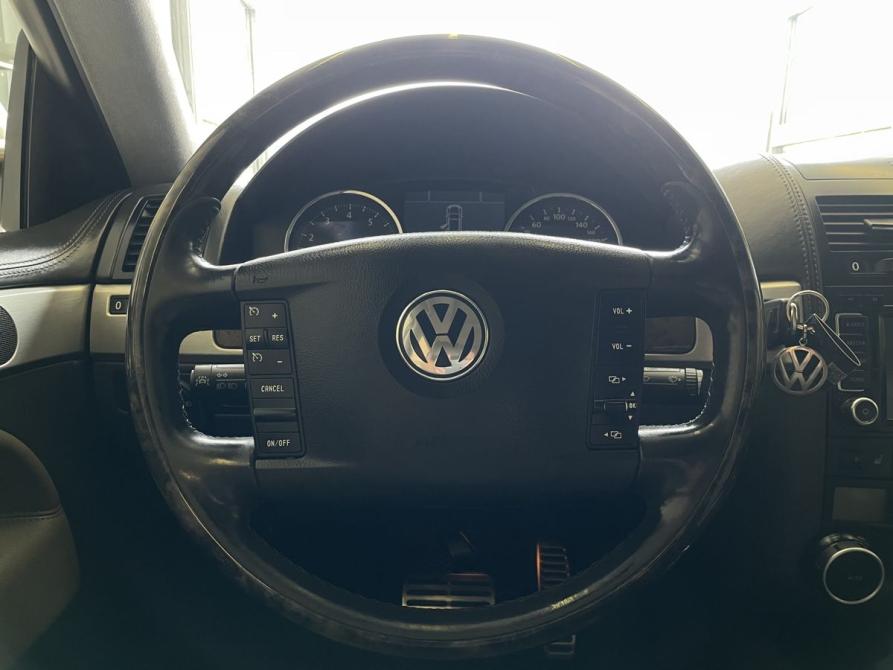 Volkswagen Touareg I Рестайлинг Новосибирск  - изображение 11