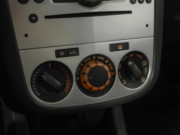 Opel Corsa D Рестайлинг II с пробегом 2013 года, цена 499 000 рублей, 198539 км, хэтчбек, Автокод Объявления