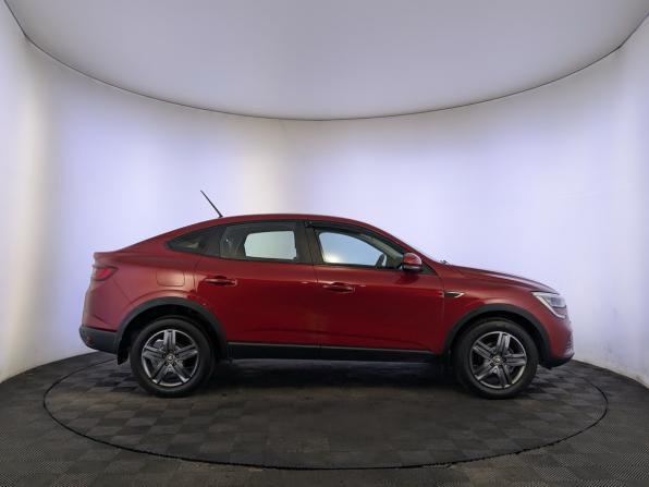 Renault Arkana I с пробегом 2021 года, цена 1 825 000 рублей, 26760 км, внедорожник, Автокод Объявления