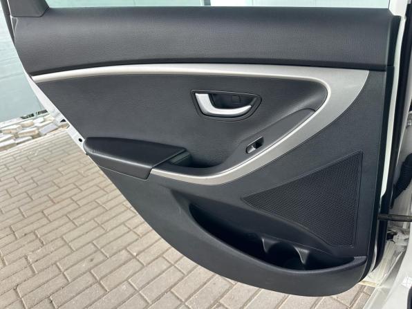 Hyundai i30 II с пробегом 2013 года, цена 1 200 000 рублей, 101108 км, хэтчбек, Автокод Объявления