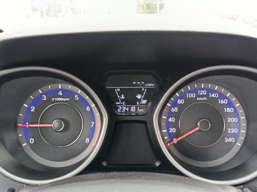 Hyundai Elantra V (MD) Рестайлинг Чебоксары  - изображение 16