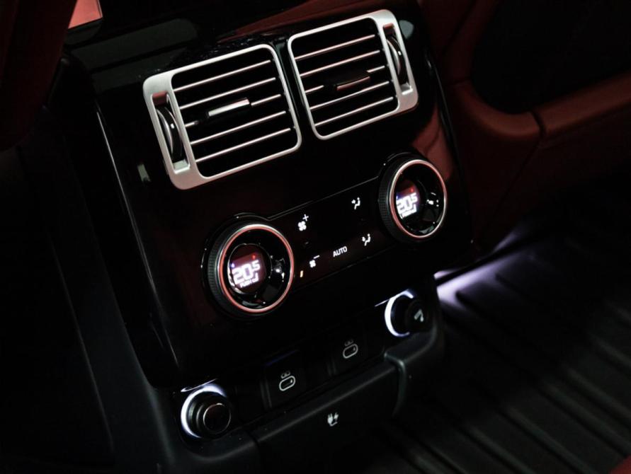 Land Rover Range Rover IV Рестайлинг Санкт-Петербург  - изображение 19