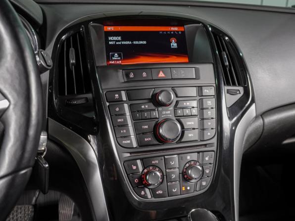 Opel Astra J Рестайлинг с пробегом 2014 года, цена 849 000 рублей, 209725 км, хэтчбек, Автокод Объявления
