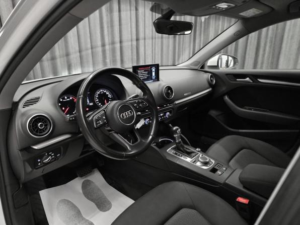 Audi A3 III (8V) с пробегом 2016 года, цена 1 549 000 рублей, 120000 км, хэтчбек, Автокод Объявления