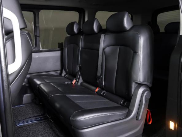 Hyundai Staria I с пробегом 2021 года, цена 4 990 000 рублей, 37900 км, минивэн, Автокод Объявления