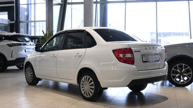 Lada (ВАЗ) Granta I Рестайлинг с пробегом 2024 года, цена 895 000 рублей, 26875 км, седан, Автокод Объявления