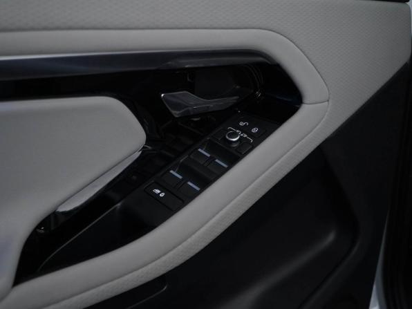 Land Rover Range Rover Evoque II с пробегом 2019 года, цена 2 899 000 рублей, 127393 км, внедорожник, Автокод Объявления