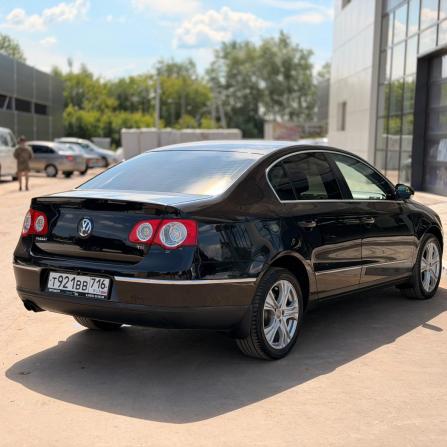 Volkswagen Passat B6 с пробегом 2010 года, цена 815 000 рублей, 188257 км, седан, Автокод Объявления