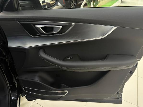 Chery Tiggo 7 Pro I с пробегом 2023 года, цена 1 830 000 рублей, 13737 км, внедорожник, Автокод Объявления