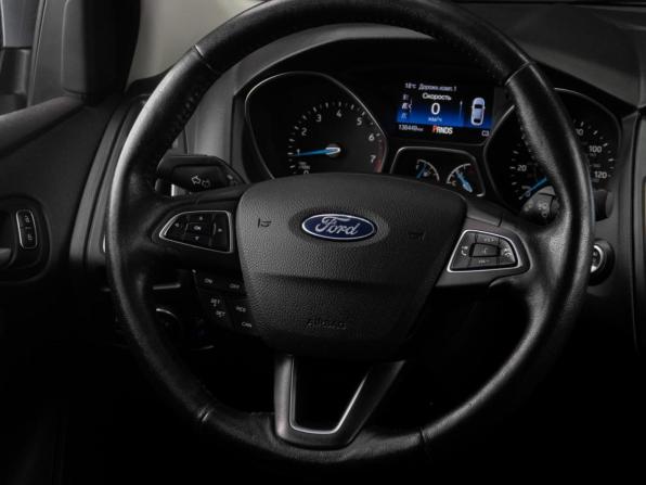 Ford Focus III Рестайлинг с пробегом 2017 года, цена 1 179 000 рублей, 136449 км, седан, Автокод Объявления