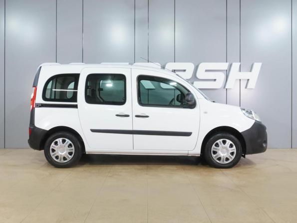 Renault Kangoo II Рестайлинг с пробегом 2020 года, цена 2 149 000 рублей, 159776 км, компактвэн, Автокод Объявления