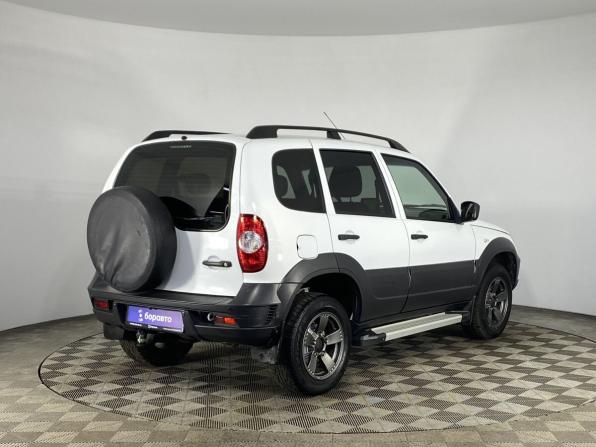Chevrolet Niva I Рестайлинг с пробегом 2019 года, цена 842 000 рублей, 79552 км, внедорожник, Автокод Объявления