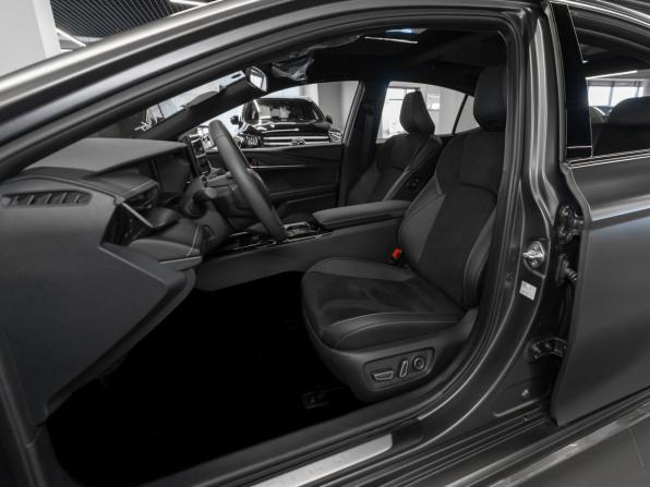Toyota Camry IX (XV80) China Market с пробегом 2026 года, цена 4 650 000 рублей, 27 км, седан, Автокод Объявления