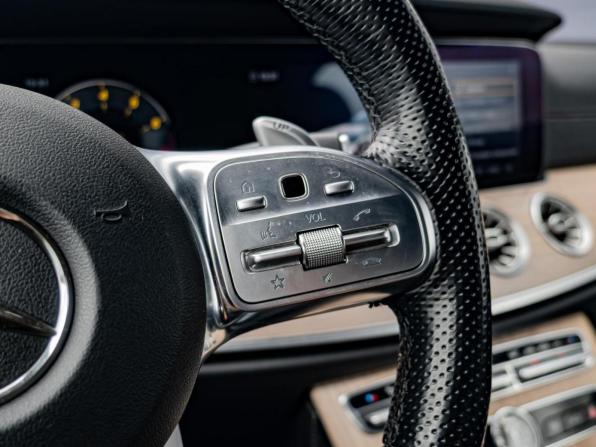 Mercedes-Benz E-Класс AMG V (W213) с пробегом 2019 года, цена 5 899 000 рублей, 25996 км, кабриолет, Автокод Объявления