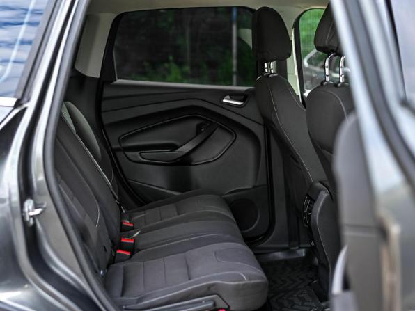 Ford Kuga II с пробегом 2015 года, цена 970 000 рублей, 260344 км, внедорожник, Автокод Объявления