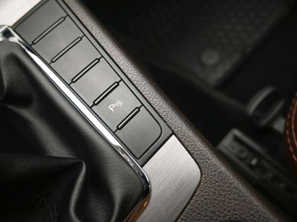 Volkswagen Passat B7 с пробегом 2011 года, цена 909 000 рублей, 281754 км, седан, Автокод Объявления