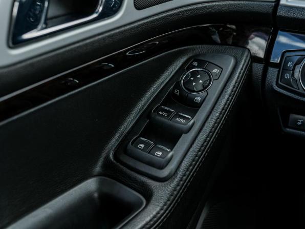 Ford Explorer V с пробегом 2013 года, цена 1 300 000 рублей, 193764 км, внедорожник, Автокод Объявления