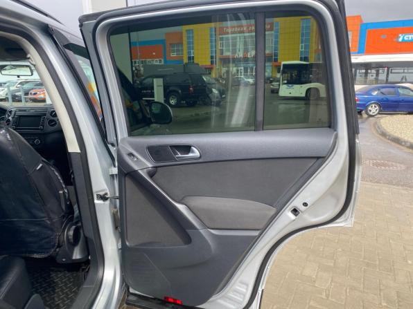 Volkswagen Tiguan I Рестайлинг с пробегом 2012 года, цена 1 000 000 рублей, 179484 км, внедорожник, Автокод Объявления