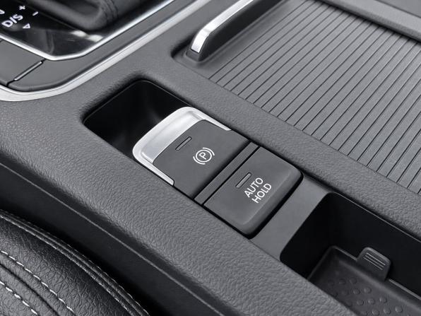 Volkswagen Passat B8 с пробегом 2019 года, цена 2 149 000 рублей, 144733 км, седан, Автокод Объявления