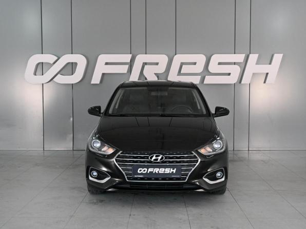 Hyundai Solaris II с пробегом 2018 года, цена 1 459 000 рублей, 141070 км, седан, Автокод Объявления