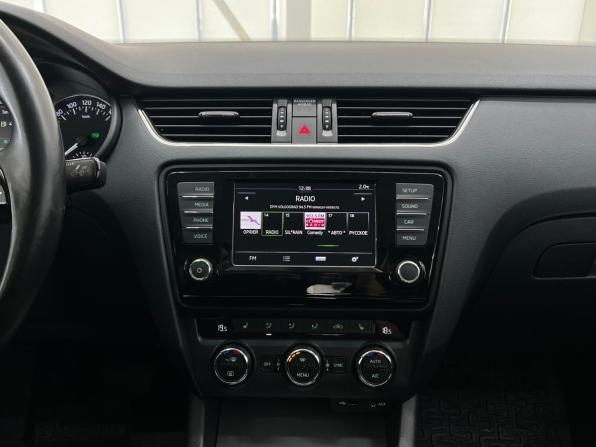 Skoda Octavia III (A7) с пробегом 2017 года, цена 1 670 000 рублей, 152224 км, лифтбек, Автокод Объявления