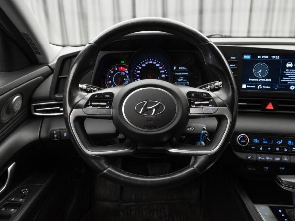 Hyundai Elantra VII (CN7) с пробегом 2021 года, цена 2 055 000 рублей, 116653 км, седан, Автокод Объявления