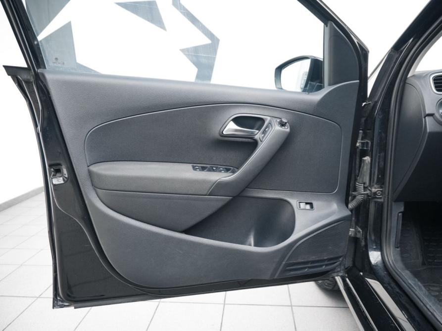 Volkswagen Polo V Рестайлинг Ростов-на-Дону  - изображение 10