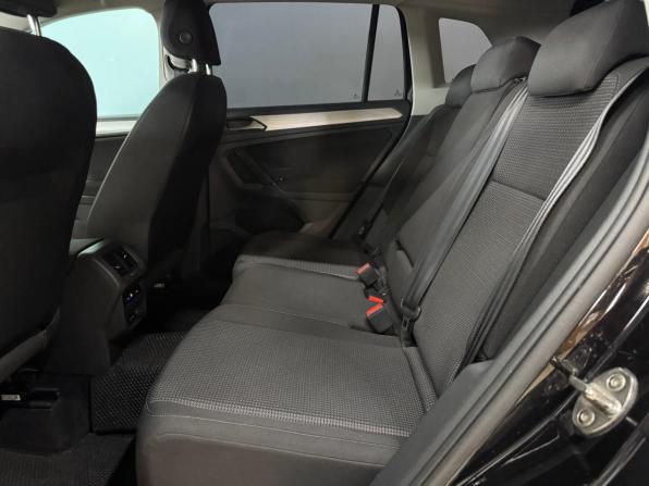 Volkswagen Tiguan II с пробегом 2019 года, цена 2 261 000 рублей, 132120 км, внедорожник, Автокод Объявления