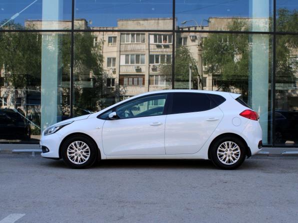 Kia Ceed II с пробегом 2014 года, цена 835 000 рублей, 190381 км, хэтчбек, Автокод Объявления