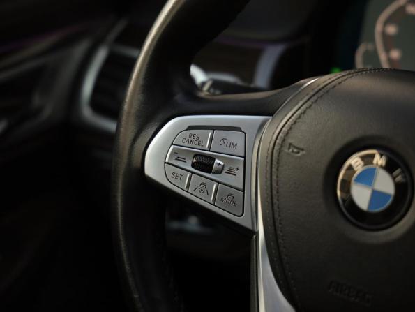 BMW 7 серии VI (G11/G12) Рестайлинг с пробегом 2020 года, цена 4 599 000 рублей, 156491 км, седан, Автокод Объявления