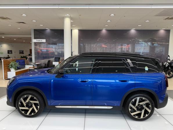 Mini Countryman III с пробегом 2024 года, цена 5 490 000 рублей, 8101 км, внедорожник, Автокод Объявления