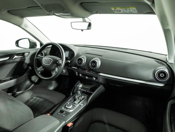 Audi A3 III (8V) с пробегом 2016 года, цена 1 599 700 рублей, 70160 км, хэтчбек, Автокод Объявления