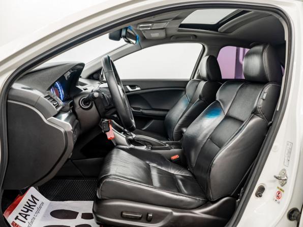 Honda Accord VIII Рестайлинг с пробегом 2011 года, цена 1 550 000 рублей, 251344 км, седан, Автокод Объявления
