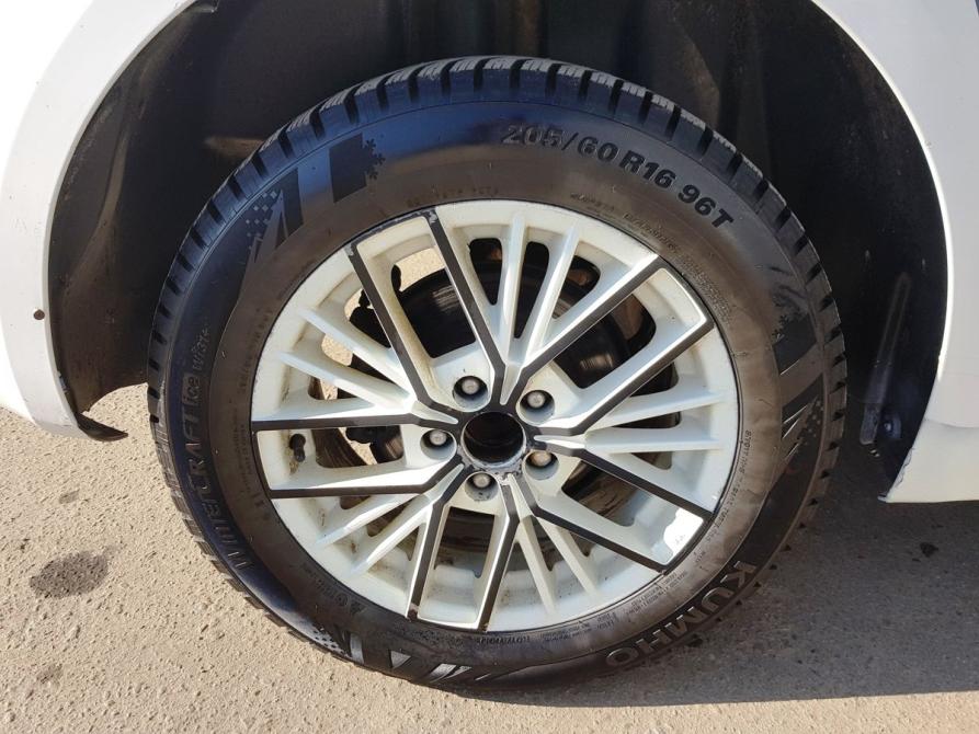 Chevrolet Cruze I Брянск  - изображение 12
