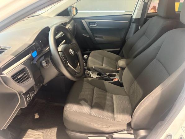 Toyota Corolla XI (E160 E170 E180) с пробегом 2013 года, цена 1 499 000 рублей, 151500 км, седан, Автокод Объявления