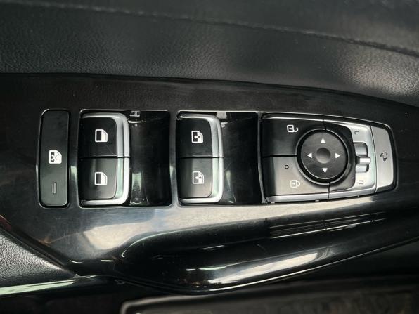 Kia K5 III с пробегом 2020 года, цена 2 050 000 рублей, 214000 км, седан, Автокод Объявления