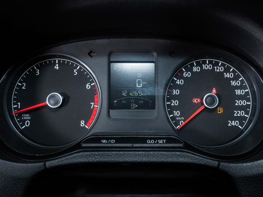 Volkswagen Polo V Рестайлинг Казань  - изображение 9