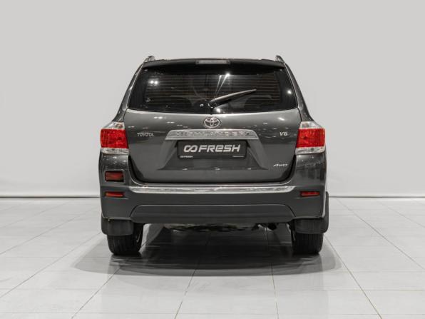 Toyota Highlander II (XU40) Рестайлинг с пробегом 2013 года, цена 1 220 000 рублей, 304662 км, внедорожник, Автокод Объявления