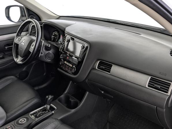 Mitsubishi Outlander III Рестайлинг с пробегом 2014 года, цена 1 710 000 рублей, 210200 км, внедорожник, Автокод Объявления