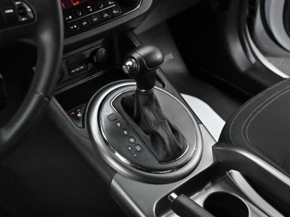 Kia Sportage III с пробегом 2013 года, цена 1 149 000 рублей, 131000 км, внедорожник, Автокод Объявления