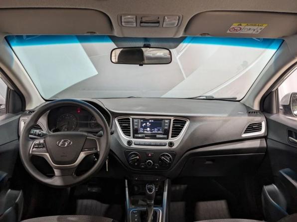 Hyundai Solaris II с пробегом 2019 года, цена 1 260 000 рублей, 70500 км, седан, Автокод Объявления