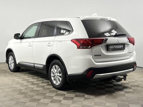Mitsubishi Outlander III Рестайлинг 2 с пробегом 2017 года, цена 1 830 900 рублей, 152585 км, внедорожник, Автокод Объявления