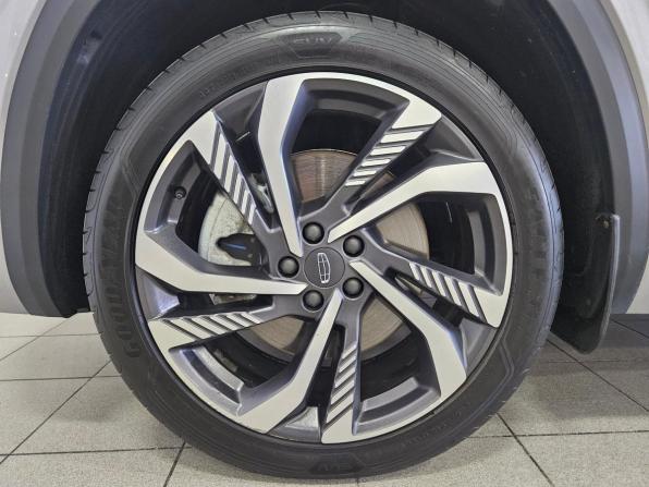 Geely Monjaro I с пробегом 2024 года, цена 3 268 000 рублей, 49582 км, внедорожник, Автокод Объявления