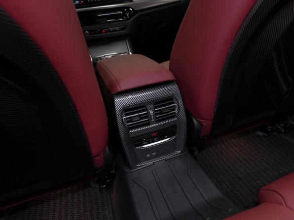 BMW 3 серии VII (G2x) Рестайлинг 2 с пробегом 2025 года, цена 6 000 000 рублей, 12246 км, седан, Автокод Объявления