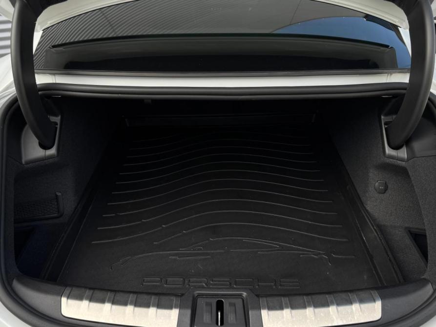 Porsche Taycan I Иркутск  - изображение 39