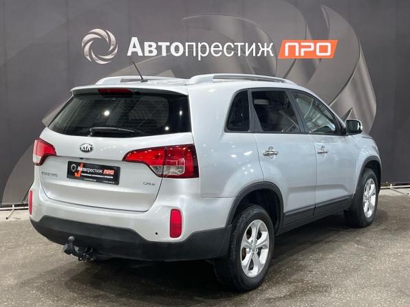 Kia Sorento II Рестайлинг с пробегом 2012 года, цена 1 260 000 рублей, 358934 км, внедорожник, Автокод Объявления