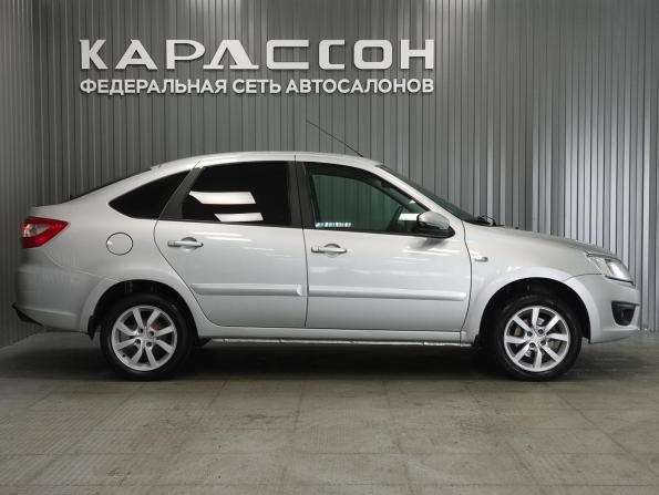 Lada (ВАЗ) Granta I с пробегом 2017 года, цена 557 000 рублей, 180058 км, лифтбек, Автокод Объявления